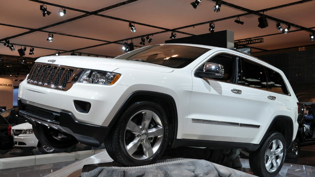 4th Generation Jeep WK2 Grand Cherokee Guide