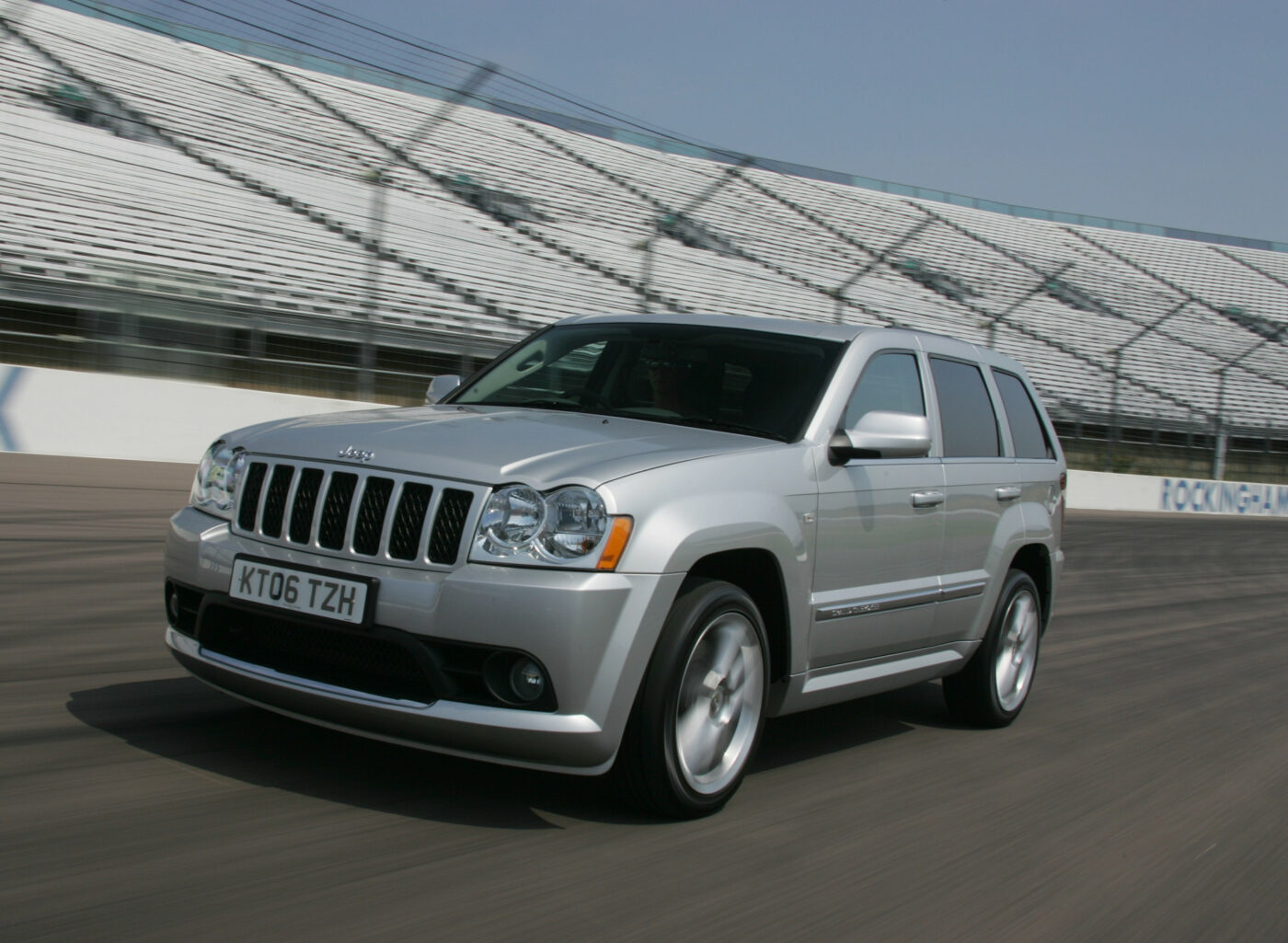 2006 Jeep Grand Cherokee (WK) Wallpapers - JeepSpecs.com