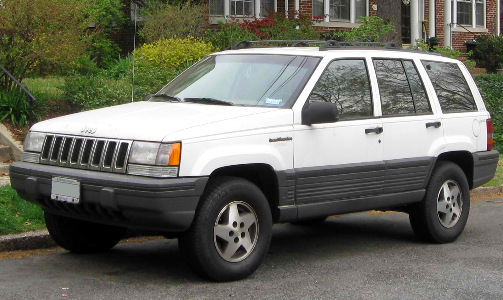 Stone White 1997 Grand Cherokee