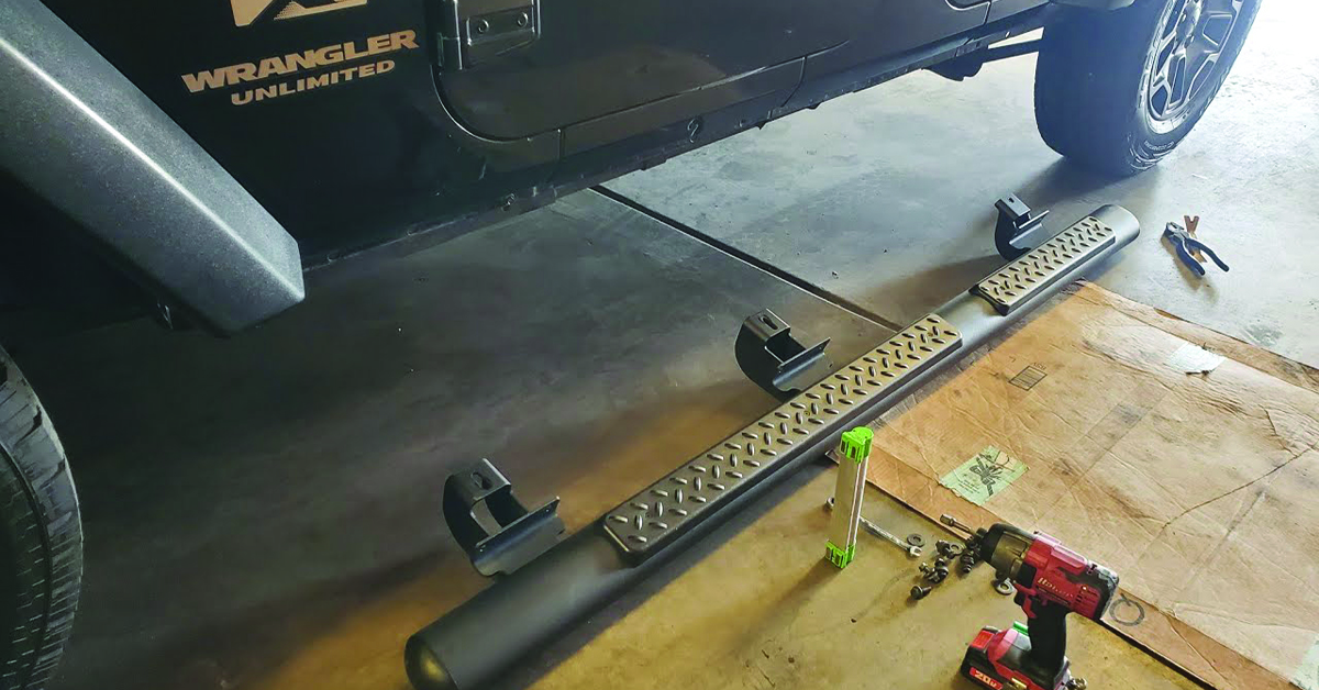 DIY installation of running boards on a Jeep Wrangler