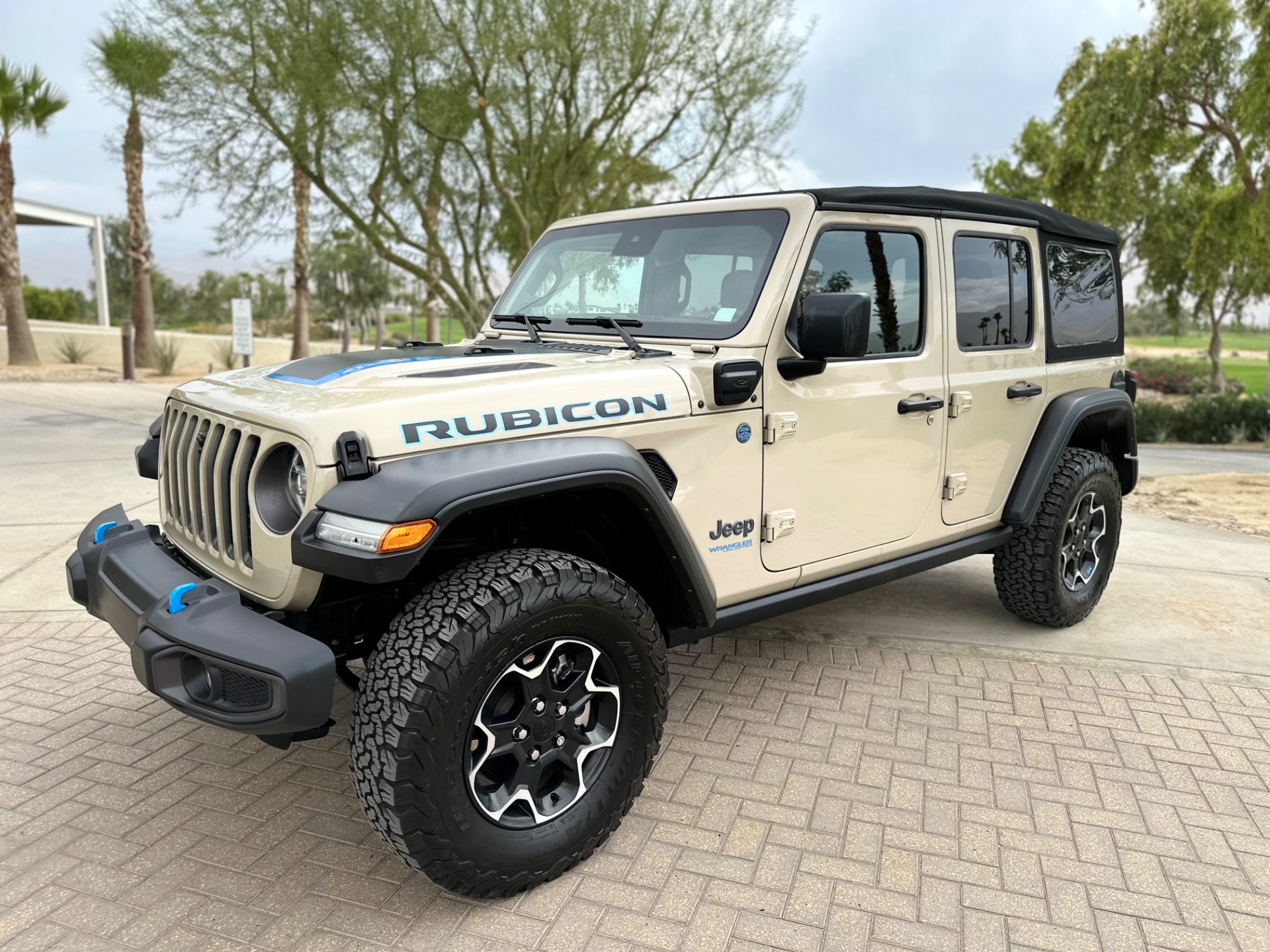 Three-quarter view of a 2022 Jeep Wrangler Unlimited Rubicon 4xe