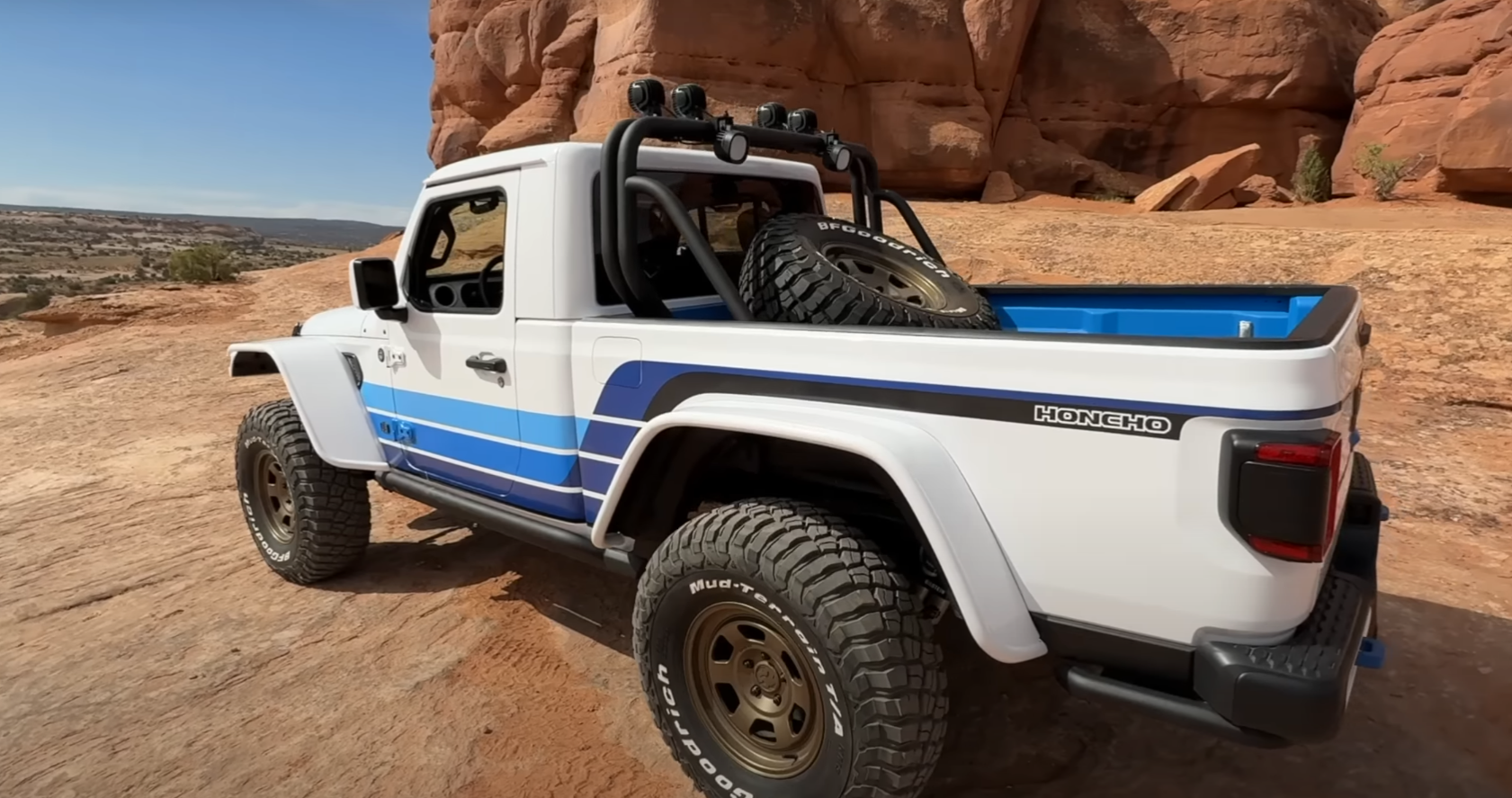 Jeep J6